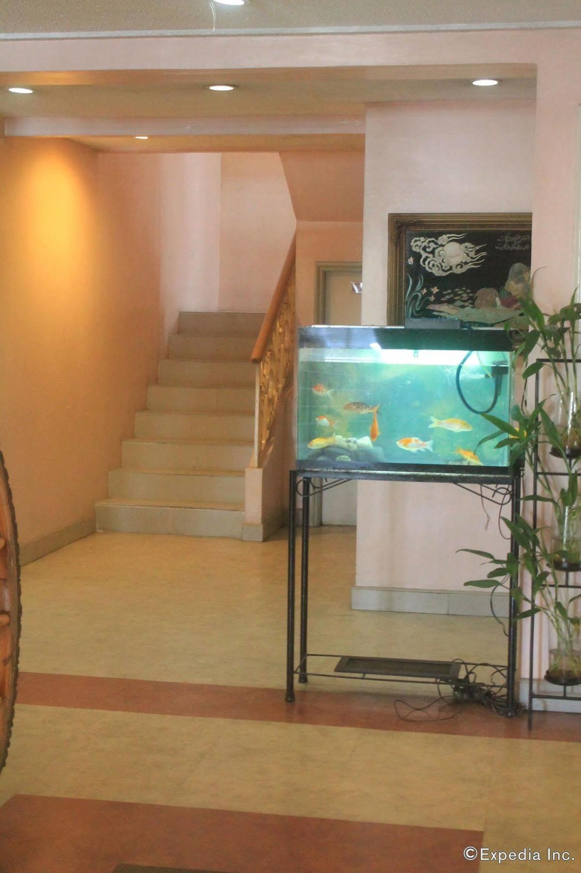 Taft Tower Hotel Manila Kültér fotó